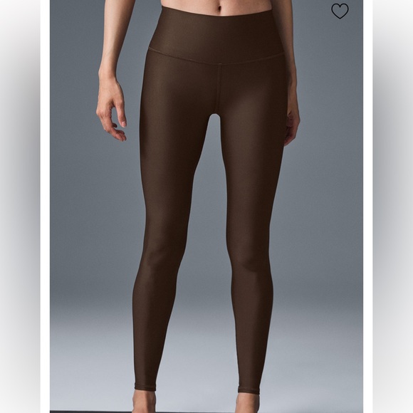High-Waist Airlift Legging - Picture 1 of 4
